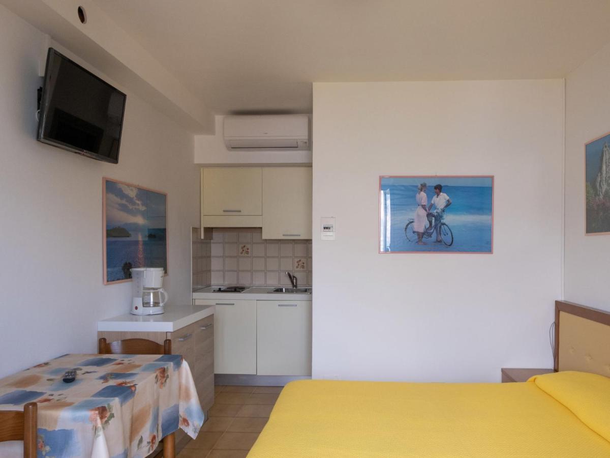 Locazione Turistica Casa Maria-5 By Interhome Assenza di Brenzone Extérieur photo